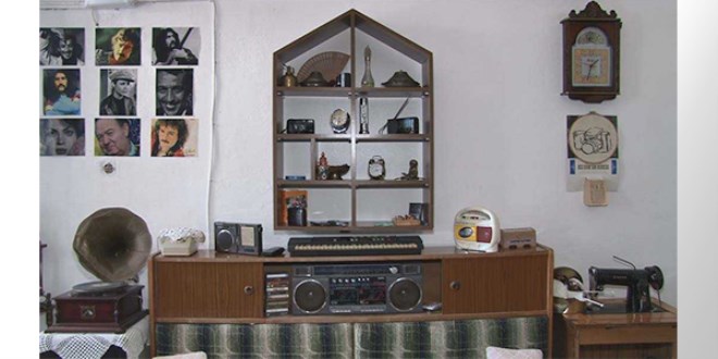 '90'lar evi' görenleri zamanda yolculuğa çıkarıyor