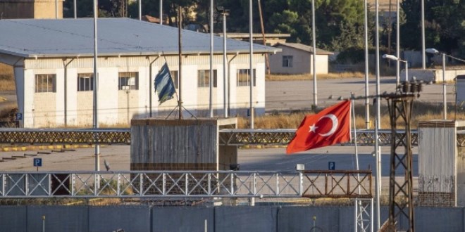 YPG sınır hattında varlık göstermeye devam ediyor