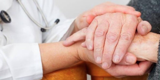 Parkinson hastaları beyin pili ameliyatı için Türkiye'ye geliyor