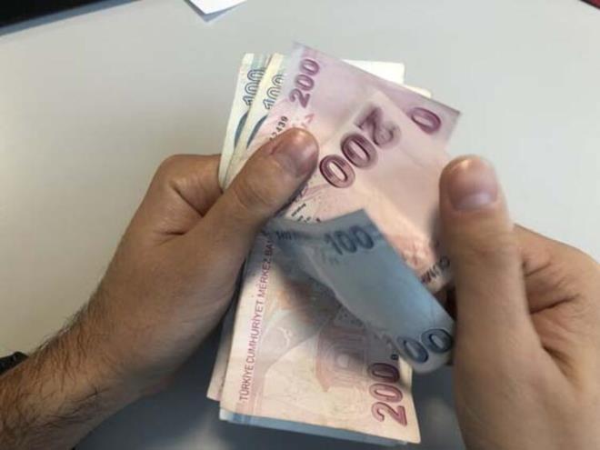 Bu daireler alındıktan sonra yapılacak tek başvuruyla kentsel dönüşüme sokulup evin sıfırlanması sağlanıyor. Kentsel dönüşüm için belediyeye sadece bir malikin başvurusu yetiyor ve binanın çürük çıkması durumunda yıkımı sağlanıyor.