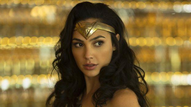 Wonder Woman 1984: Yırtıcı Kuşların ardından bu yıl vizyona girecek olan ikinci DC filmi. Wonder Woman rolünde Gal Gadot var. Kötü karakter Cheetah'ı ise Kristen Wiig oynuyor. Filmin konusu hakkında çok fazla bir bilgi yok. Türkiye'de şimdilik öngörülen vizyona giriş tarihi 5 Haziran 2020.