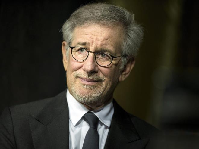 Steven Spielberg, Batı Yakası Hikayesi'ni tekrar yorumlamak üzere yönetmen koltuğuna otururken, Sam Mendes de Birinci Dünya Savaşı sırasında geçen 1917 filminde kullandığı çekim teknikleriyle şimdiden konuşulmaya başlandı.