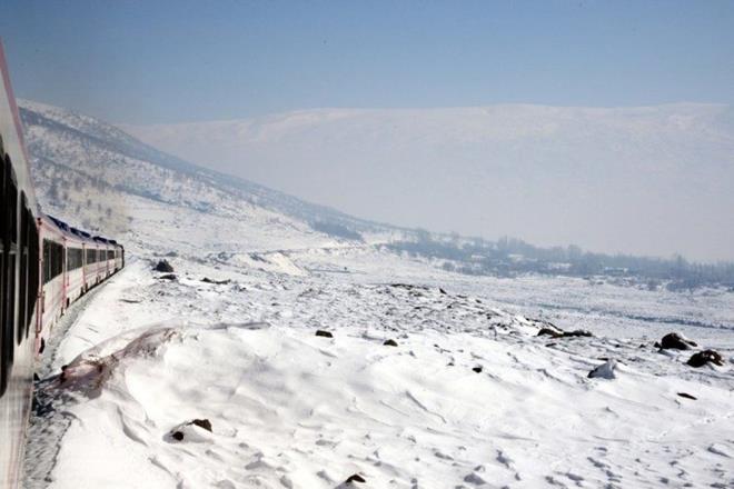 Gruptakilerin kış manzaralarına hayran kaldığını anlatan Gültekin, şöyle konuştu:    "Bu tanıtım bize hem maddi ve manevi anlamda kazanç sağlıyor. İnsanlarımızın birbirine şartlı yaklaşımlarını ortadan kaldırıyor. Bu turların sıklıkla yapılmasına ve herkesin bu işe el vermesini öneriyorum. Gerek profesyonel gerekse amatör anlamda bu turlar yapılmalı. Arkadaşlarım çok mutlu. Gördüğümüz eşsiz güzellikler anlatılacak gibi değil. Murat Nehri, karlı manzara ve insanların yaklaşımları çok güzel"