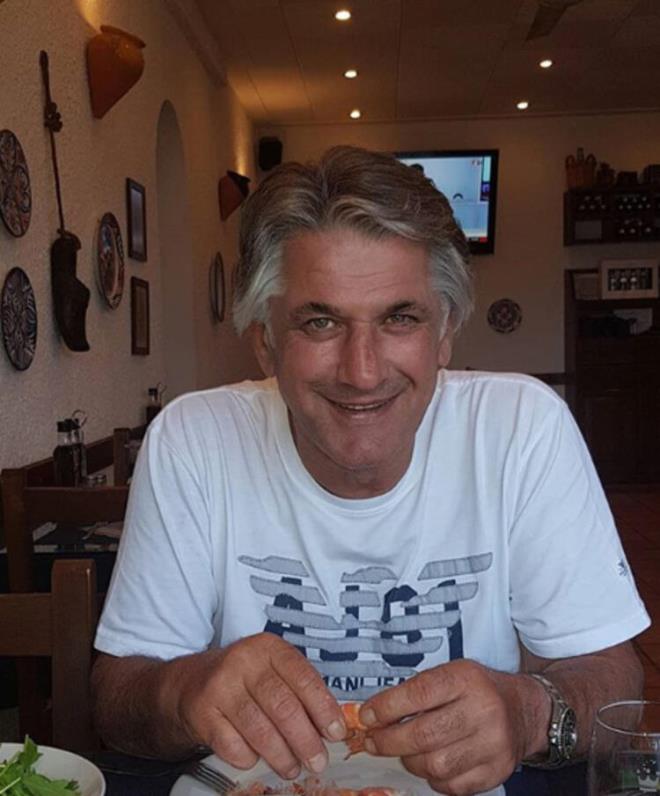 Kalav, Aydan Şener ile başrol paylaştığı Reşat Nuri Güntekin uyarlaması Çalıkuşu dizisindeki karakteriyle de hafızalarda yer etti. Uzun süredir kameralardan uzakta olan Kalav'ın oğlu Cankurt Kalav da meslek olarak oyunculuğu seçti.