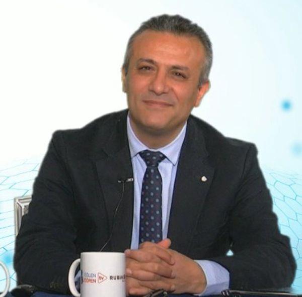 Prof. Dr. Hasan Tezer (Gazi Üniversitesi Tıp Fakültesi-Çocuk Enfeksiyon Hastalıkları):<br> Prof. Dr. Hasan Tezer’in uzmanlık alanında çocuklarda bağışıklama, hastane enfeksiyonları ve zoonotik, yani hayvanlardan insanlara geçen hastalıklar var.