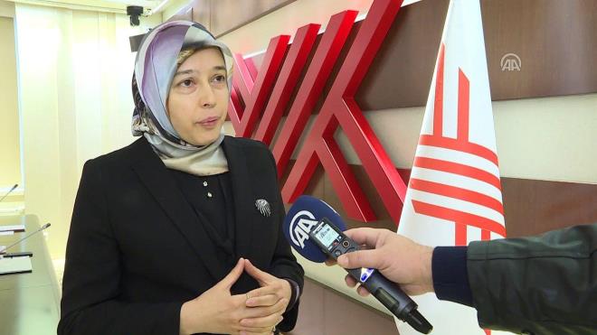 Dr. Zeliha Koçak Tufan: <br>YÖK üyesi... Enfeksiyon Hastalıkları ve Klinik Mikrobiyoloji uzmanı...