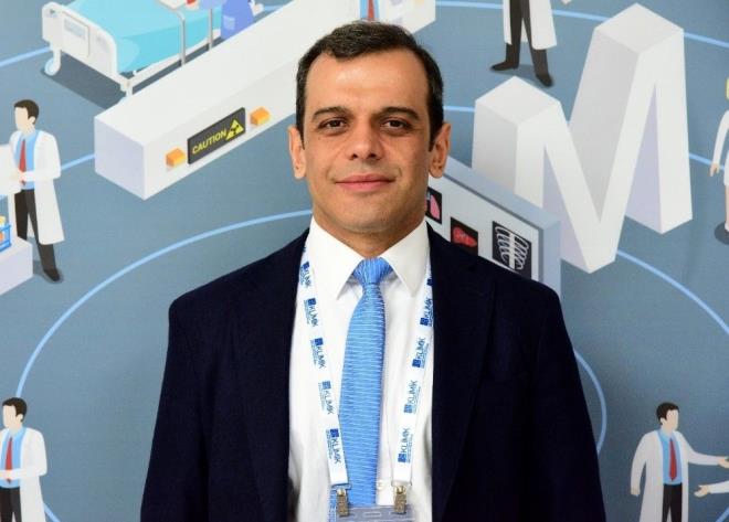 Prof. Dr. Alpay Azap (Ankara üniversitesi Tıp Fakültesi- Enfeksiyon Hastalıkları ve Klinik Mikrobiyoloji):<br> Bağışıklama, sağlık bakımıyla ilişkili enfeksiyonlar, bağışıklığı baskılanmış hastalarda (organ nakil alıcıları, kanser hastaları gibi) gelişen enfeksiyonlar, antibiyotik direnci, grip ve yeni ortaya çıkan enfeksiyonlar özel ilgi alanları arasında yer alıyor.