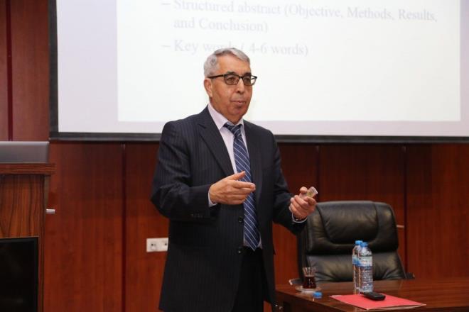 Prof. Dr. Mehmet Doğanay:<br> Erciyes Üniversitesi Tıp Fakültesi Enfeksiyon Hastalıkları ve Klinik Mikrobiyoloji Ana Bilim Dalı Öğretim Üyesi...