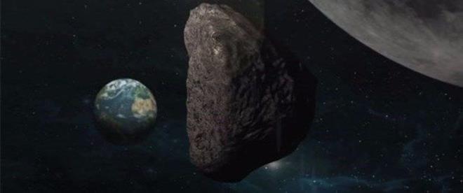 Gezegenimizin göktaşı çarpmasına karşı hazır olmadığı uyarısında bulunan NASA çalışanı Dr Joseph Nuth, American Geophysical Union'ın toplantısında yaptığı konuşmada sürpriz bir asteroide müdahale edecek sürenin olmayabileceğinin altını çizmişti.
