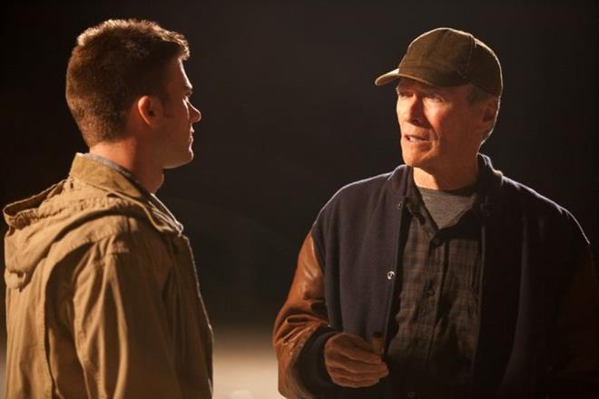 Clint ve Scott Eastwood  <br>  Flags of Our Fathers, Trouble with the Curve, Invictus ve Gran Torino