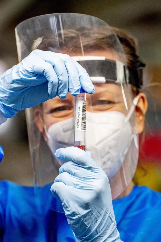 ATEŞ - ÖKSÜRÜK<br>NEFES DARLIĞI - HALSİZLİK