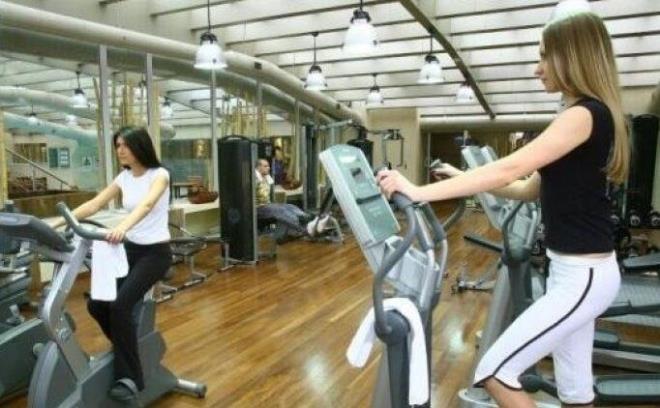 Spor salonuna gitmek -8