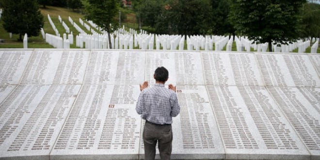 Çeyrek asır geçse de Srebrenitsa unutulmadı