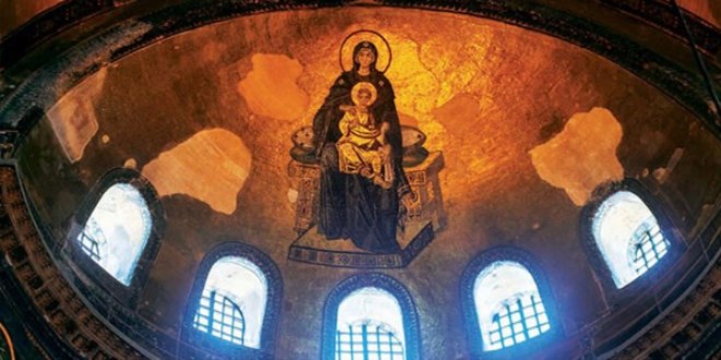 Ayasofya'daki fresklerle ilgili kritik soru cevap buldu