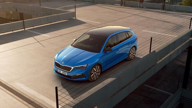 Scala’nın uzunluğu 4362 mm, genişliği 1793 mm, yüksekliği 1471 mm, aks mesafesiyse 2649 mm