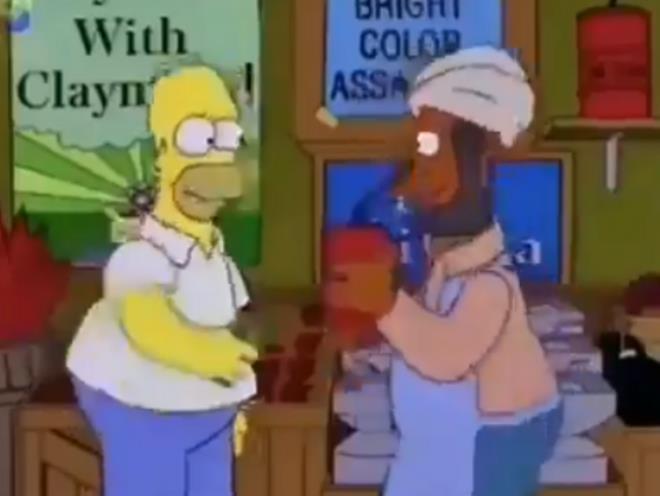 Simpson hayranları Beyrut patlamasının ardından bu görüntüleri paylaşmaya başladı. Dizinin bir bölümünde Homer Simpson depodan patlayıcı satın alıyor ve eve götürdüğü patlayıcıyı yanlışlıkla yakıyor ve tüm şehir alevler altında kalıyor.