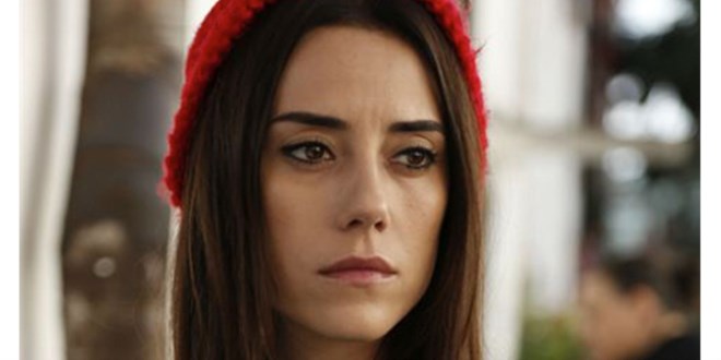 Cansu Dere ekranlara dönüyor! Rol arkadaşı bakın kim