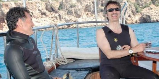 Eski bakan ekran yıldızı oluyor!