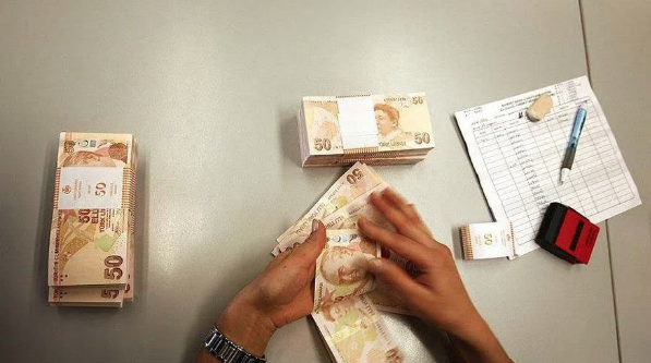 <p><b>HSBC</b></p>    <p>Faiz yüzde 1.55</p>    <p>100 bin lira</p>    <p>120 ay vade</p>    <p>Aylık ödeme: 1840 lira</p>