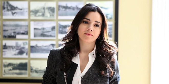 Özgü Namal'dan flaş karar!