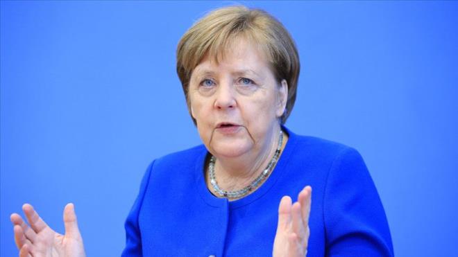 Angele Merkel (Almanya Başbakanı)