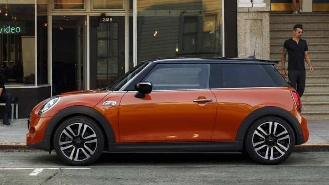 MINI 3 KAPI Otomatik Benzin Pure / 1499 / 136BG Fiyatı 298.953 TL
