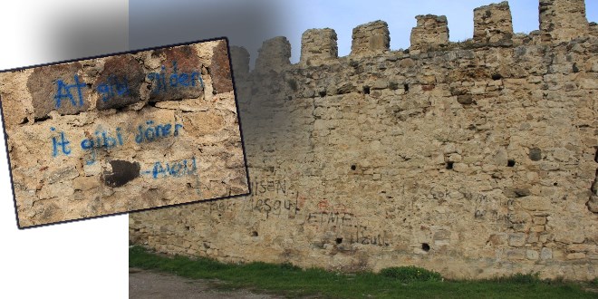 Sinop'ta tarihi surlara saygısızlık