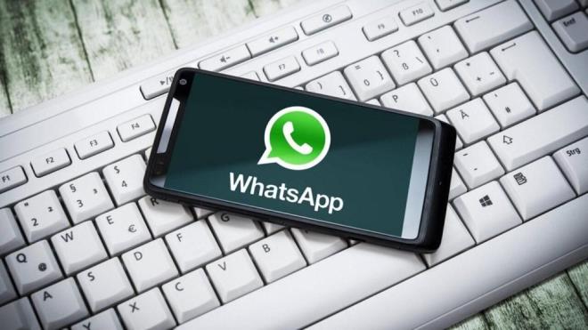 WhatsApp bu bilgiler ile ne yapıyor?<br>  WhatsApp şu an için elde ettiği tüm bu kullanıcı verileri ile yalnızca kullanıcı deneyimini iyileştirdiğini, gizlilik ve güvenlik için kullandığını ve özellikle giderek artan WhatsApp üzerinden alışveriş yöntemini iyileştirmek ve güvenliğini sağlamak amacıyla kullandığını söylüyor.
