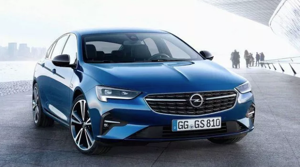 Insignia ise 150 bin TL kredi için 12 ay yüzde 0 faizli ödeme seçeneği satışa sunuluyor. Insignia?ya 448 bin 500TL?den başlayan fiyatlar ile sahip olunuyor. 2020 model yılı Insignia'lar ise 398 bin 700TL?den başlayan fiyatlar ile satışa sunuluyor.