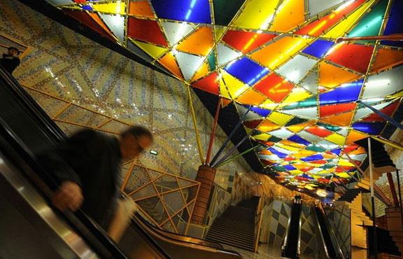 Lizbon metro istasyonu, Portekiz.