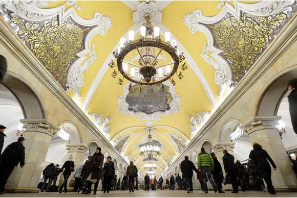 Moskova metro istasyonu, Rusya.