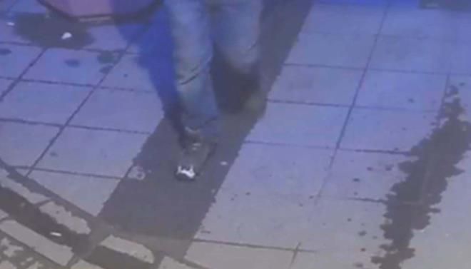 Eskişehir Emniyet Müdürlüğü Asayiş Şubesi Cinayet Büro Amirliği ekiplerince yaklaşık 450 kamerada 700 saatlik görüntü incelenirken, katil zanlısı Boğa?nın taksi ile gidip geldiği, kendisine inşaat işçisi görüntüsü vemek için yırtık ayakkabı, inşaat eldiveni, bere, maske ve kapüşonlu mont giydiği belinde mezura taşıdığı tespit edildi.