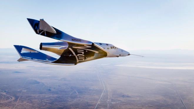 "SpaceShipTwo" adı verilen mekiğin yeni bir motorla mayıs ayında test edileceği belirtildi. Mekiğin testlerinin ertelenmesi, şirketin ilk turistleri uzaya çıkarma hedefini en erken 2022'de gerçekleştirebileceği anlamına geliyor.