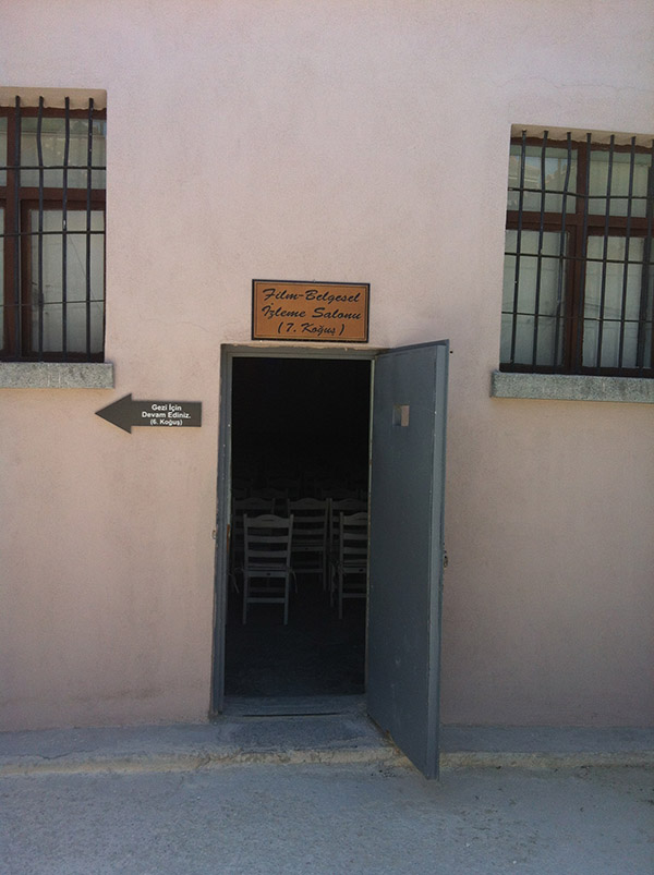 Film Belgesel İzleme Salonuna gidelim...