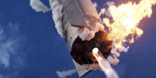 Elon Musk'ın roketi yine patladı