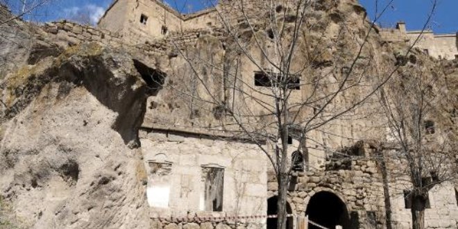 Manastır Vadisi'nin gizemli yer altı şehrinde tarihe yolculuk