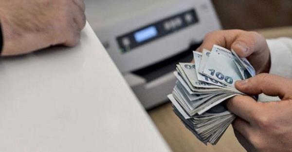 Bazı bankalar, ek ürünler kullanılması ya da bazı şartlara uyulması halinde promosyon tutarını artırıyor. Emeklilerin kampanyaların şartlarını detaylıca okuyarak kararını vermesi önem taşıyor.