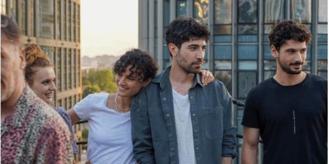 Star'ın sevilen dizisi ekibinden veda buluşması