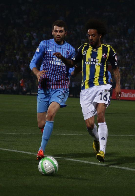 Saygı duyun! üç kulvarda da dinlenmeden 64 maça çıkan takım "Fenerbahçe"