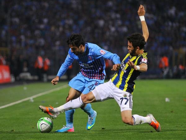 Her şeye tamam da Vefat eden Burak Yıldırım için Galatasaray şampiyonluk kutlamalarını iptal ederken ; Saha da göbek atan fenerbahçe ?