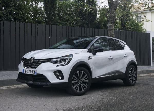Renault Captur Touch 1.0 Tce 90 bg Manuel  <br>  ÖTV öncesi:  312 bin TL    ÖTV indirimi sonrası: 260 bin TL  <br>  Şehir İçi Ortalama Yakıt Tüketimi: 6.5 lt/100 km    Şehir Dışı Ortalama Yakıt Tüketimi: 4.6 lt/100 km