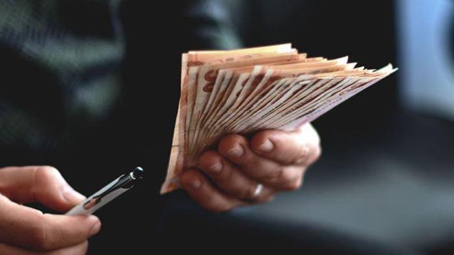 İSTEĞE BAĞLI SİGORTA YAPTIRABİLİRSİNİZ   Soru: 1963 doğumluyum, sigorta başlangıcım 1983. Bir kızım var. 1800 gün sigortam var. 3600 günden emekli olmak için ne yapmam gerekiyor?