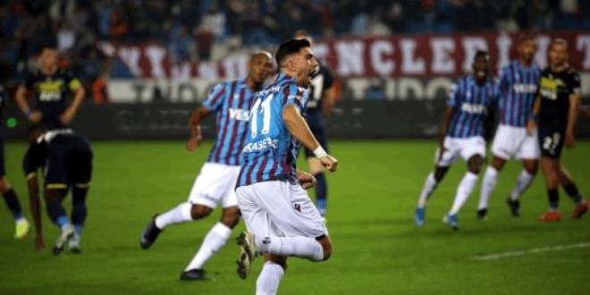Fenerbahçe başladı, Trabzonspor bitirdi (Dev maçta 4 gol)