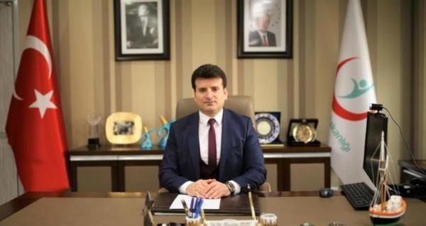 Var olan aşılar Omicron varyantına karşı etkili mi?<br>  Prof. Dr. Nurettin Yiyit, "Elimizdeki mevcut aşıların bu varyanta etkili olup olmadığına aşı firmaları bakacak. Etkili değilse, hatırlatma dozlarında bu virüsü kapsayacak şekilde düzenleme yapılacak" dedi.
