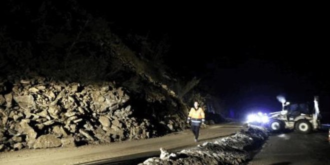 Zonguldak-Ankara yolunda heyelan