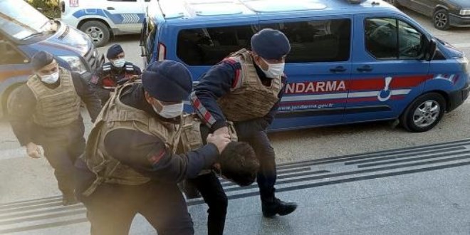 100 metre mesafeyle cesetleri bulunan 2 kadının cinayet şüphelisi yakalandı