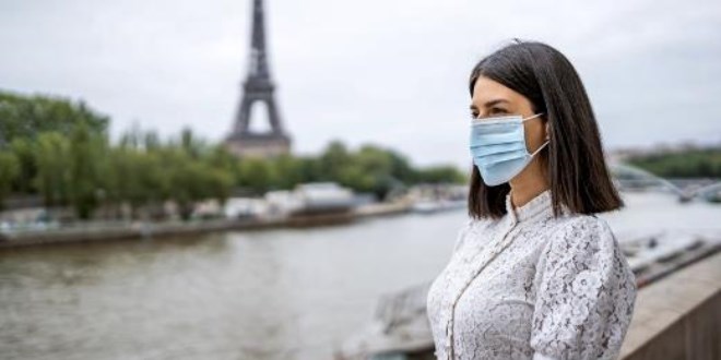 Covid-19 kısıtlamalarını gevşetiyor: Maske zorunluluğu kaldırıldı