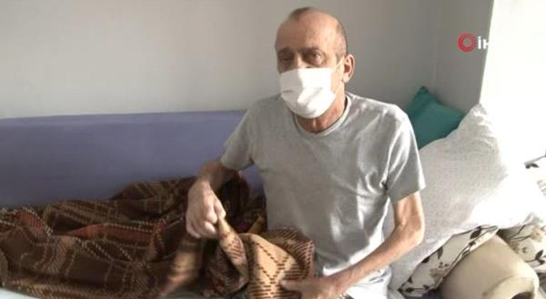 Tekrar hastaneye yattım: <br> "İlk olarak dokuz ay kaldım hastanede. Sonra on gün bir izin verdiler. Sonra tekrar fenalaştım. Nefes darlığı ve diğer semptomlarla birlikte tekrar hastaneye yattım. Hastaneye tekrar yattığımda Covid-19'un devam ettiğini söylediler." şeklinde konuştu.
