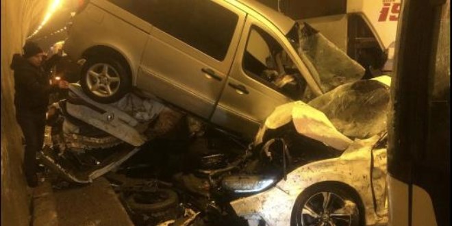 Bolu Dağı Tüneli'nde kaza: İstanbul istikameti kapandı