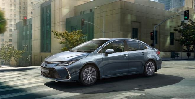 TOYOTA<br>    Corolla 1.5 Vision -    Liste fiyatı 381.900 TL    COROLLA 1.5 Vision Multidrive S -398.400 TL    COROLLA 1.5 Dream -438.350 TL     COROLLA 1.5 Dream Multidrive S - 455.850 TL    COROLLA 1.5 Flame Multidrive S - 484.850 TL